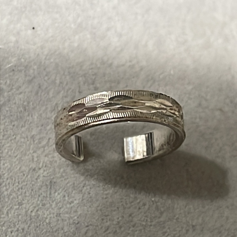 925 Sterling Silver Diamond Cut Design Milor Italy 🇮🇹 Toe Ring, New